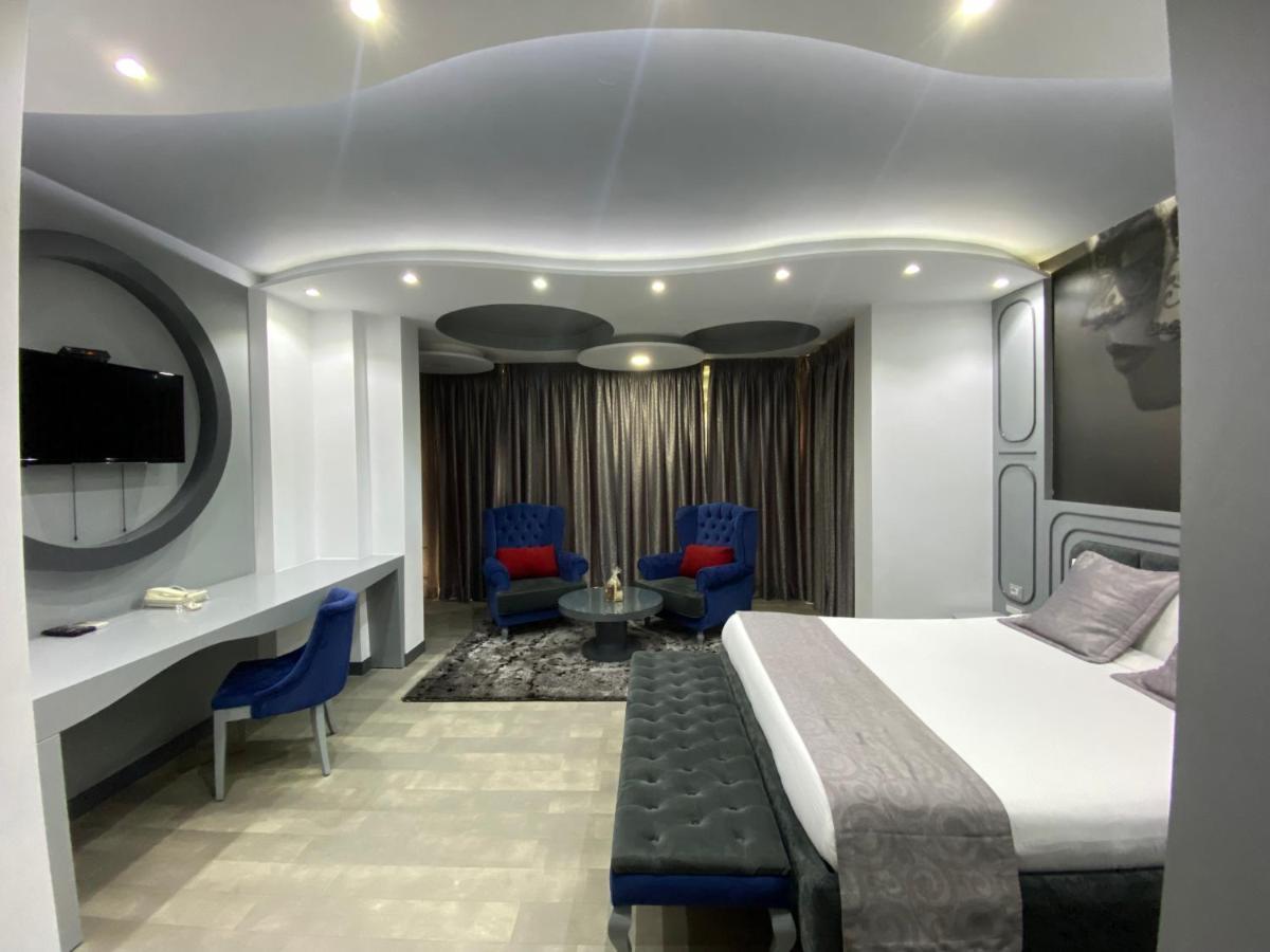 New W Hotel Тирана Екстер'єр фото