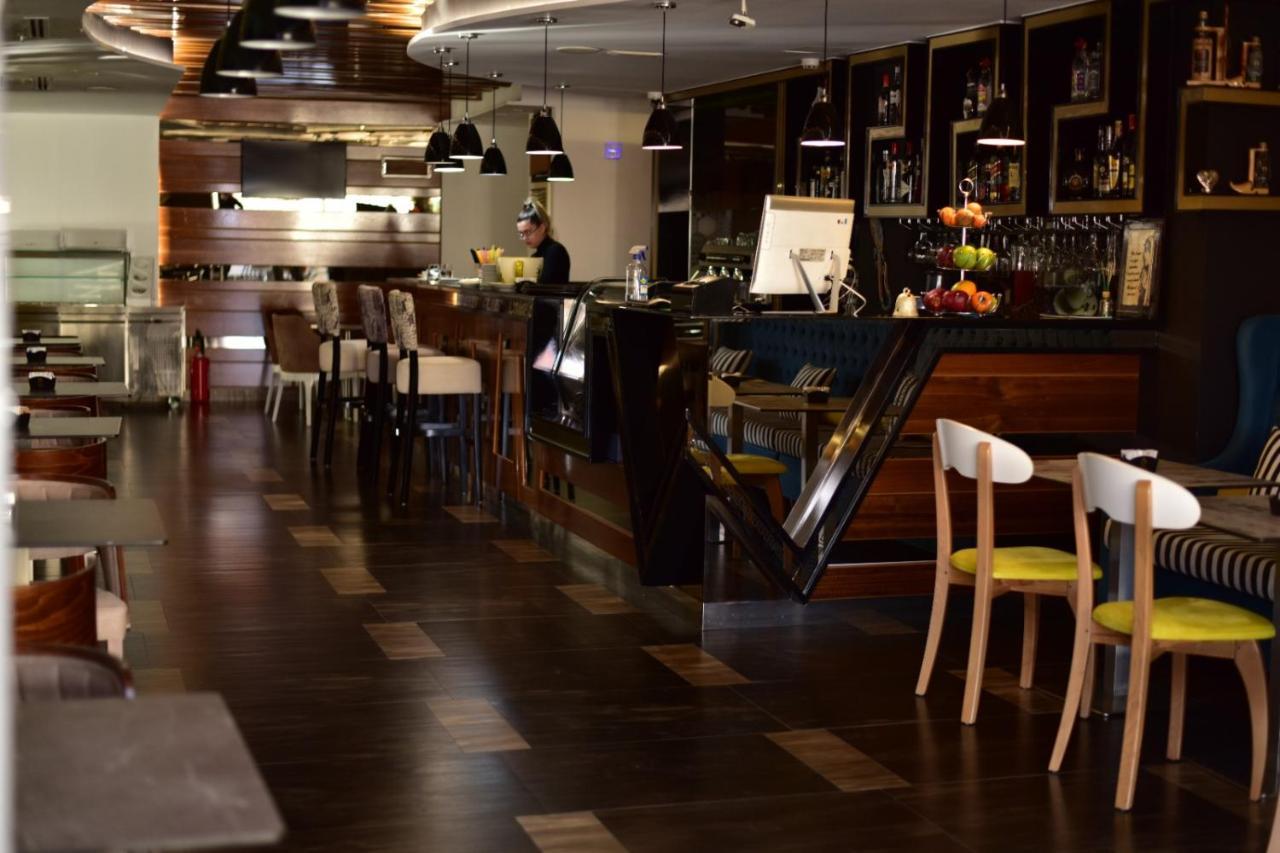 New W Hotel Тирана Екстер'єр фото