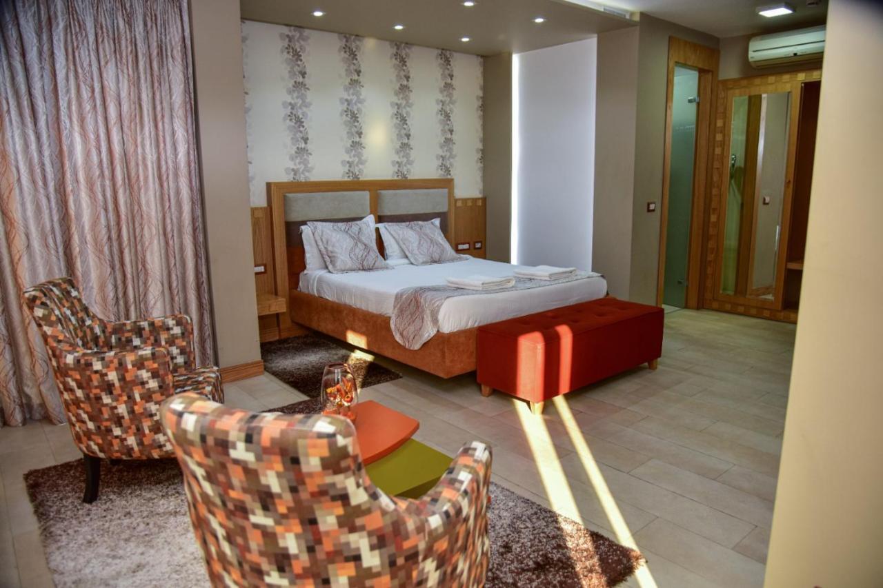 New W Hotel Тирана Екстер'єр фото
