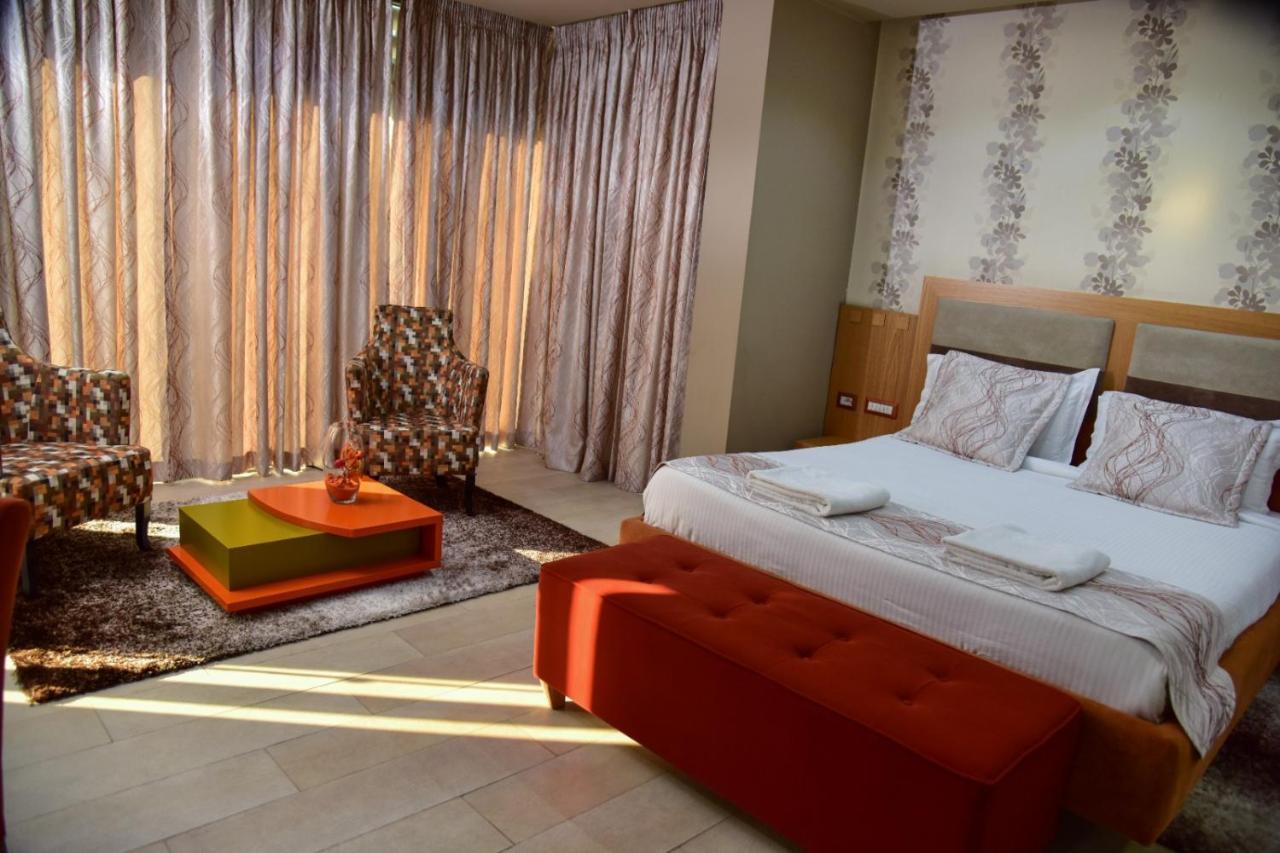 New W Hotel Тирана Екстер'єр фото