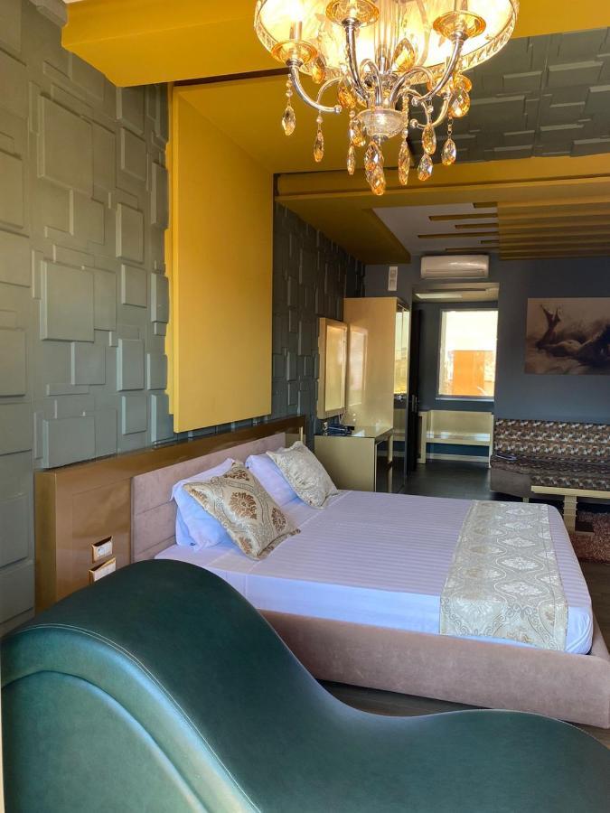 New W Hotel Тирана Екстер'єр фото