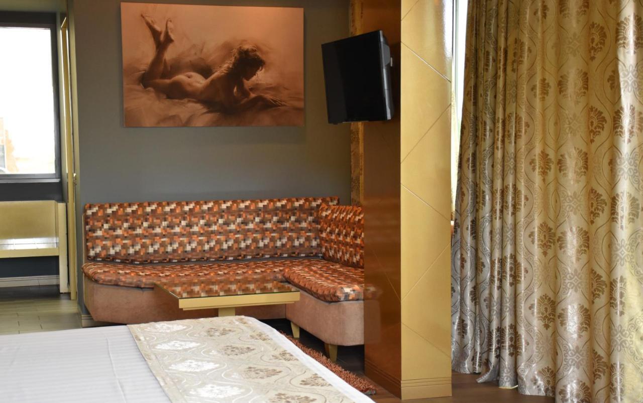 New W Hotel Тирана Екстер'єр фото