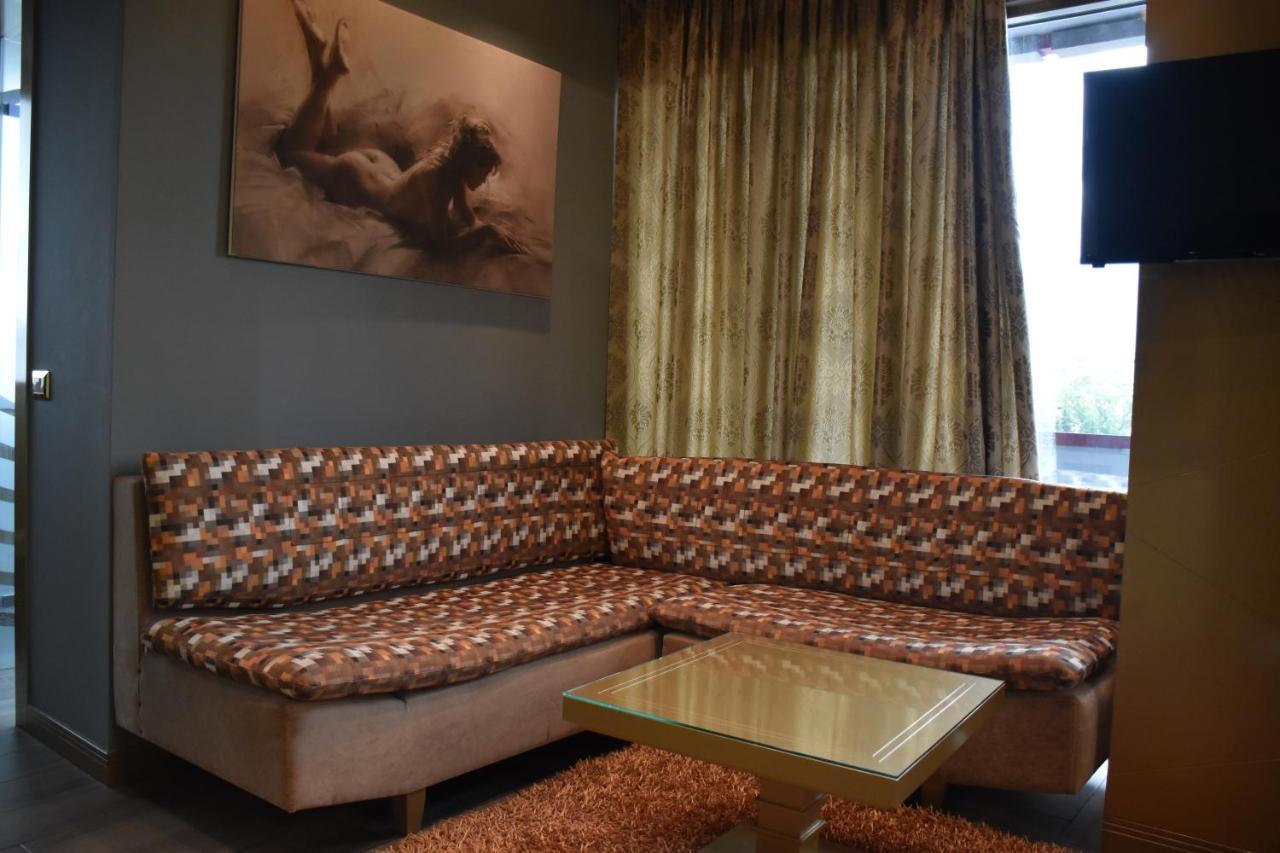 New W Hotel Тирана Екстер'єр фото