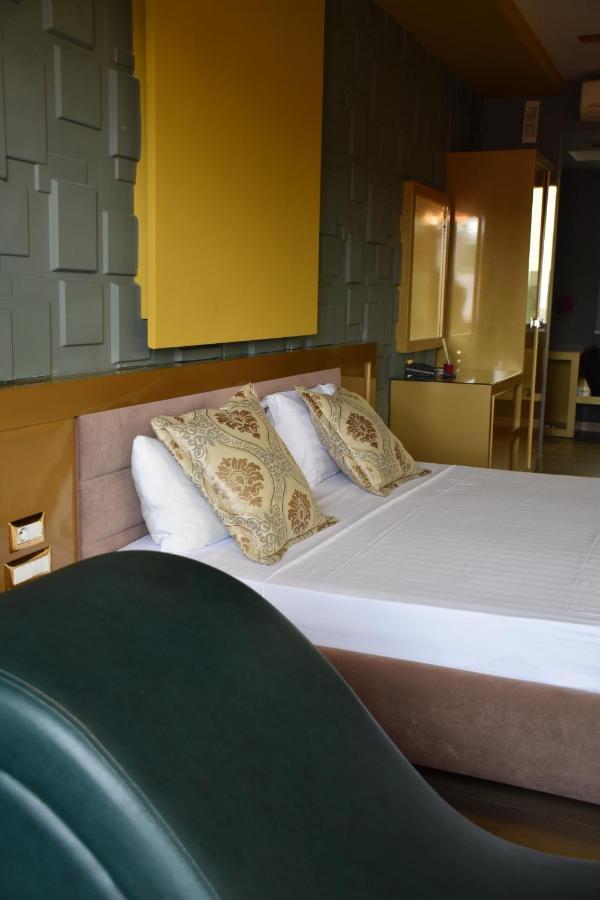 New W Hotel Тирана Екстер'єр фото