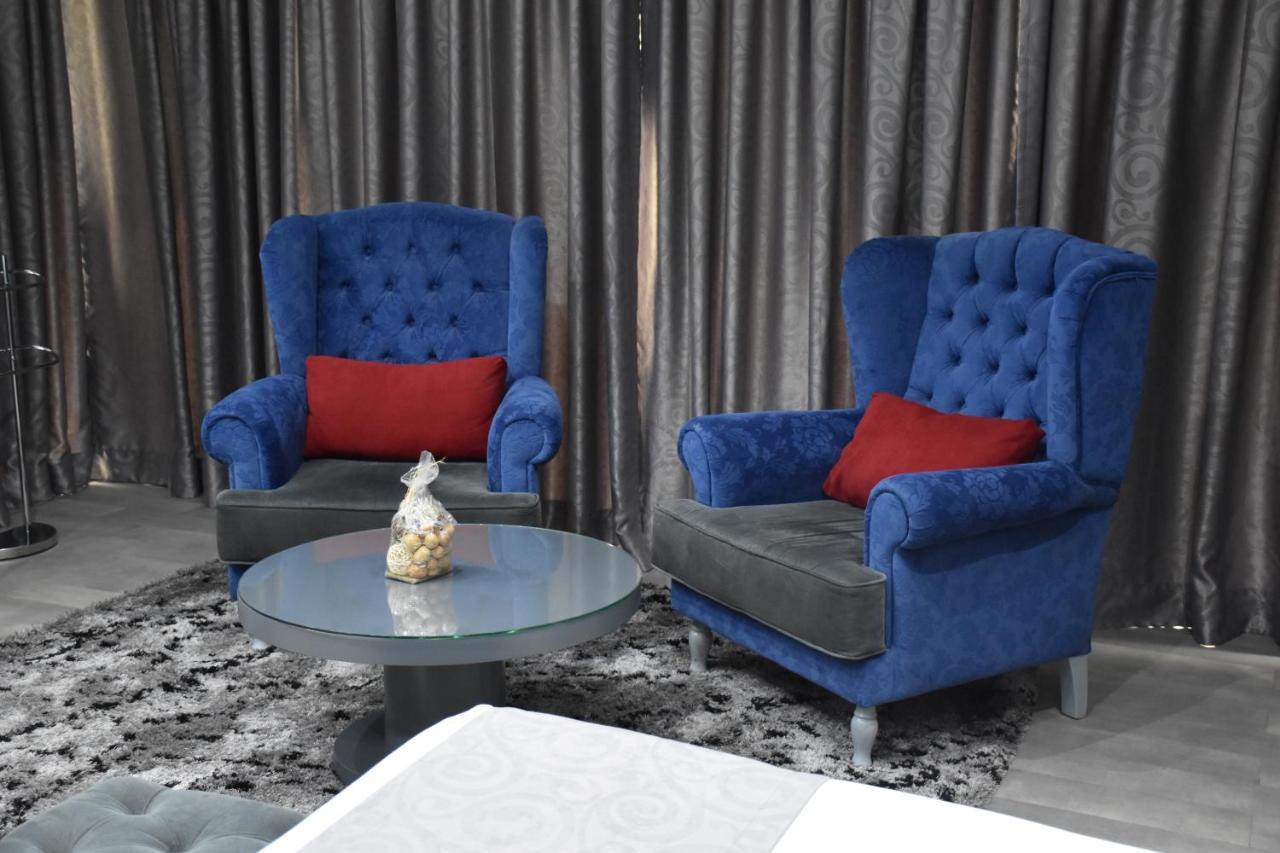 New W Hotel Тирана Екстер'єр фото